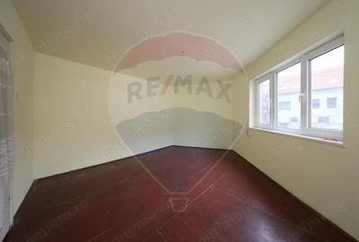 Corp de casa cu 2 studiouri independente, ideal pentru regim hotelier - 9