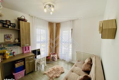 Apartament cu 3 camere semidecomandat în Central - 5