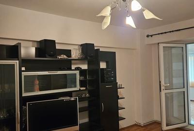 Apartament cu 3 camere decomandat în Buzaului - 12