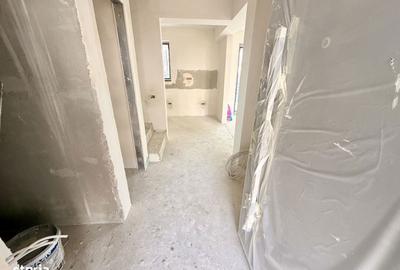 Casă cu 4 camere cu Teren 148 Mp în Central - 18