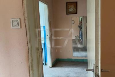 APARTAMENT CU 2 CAMERE DE VANZARE LA 81000 EUR IN ZONA COSTIN GEORGIAN