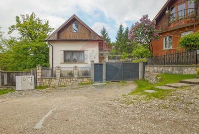Casa individuala cu doua corpuri, teren 1000mp - 2