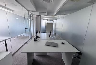 Birou, de 10 mp, în Decebal - 2