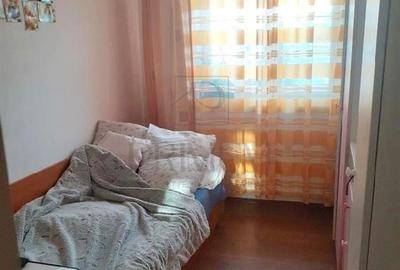 Apartament cu 4 camere semidecomandat, mobilat în Dacia - 3