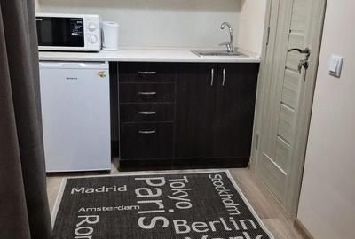 Garsonieră semidecomandată în Pajura