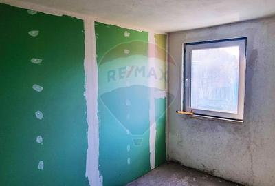 Casă cu 4 camere cu Teren 225 Mp în Ultracentral - 2