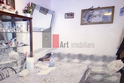 Apartament cu 2 camere decomandat în Drumul Taberei