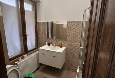 Apartament 3 camere - spatiu comercial - birou, atelier etc Apartament 3 camere - spatiu comercial - birou, atelier etc - 2