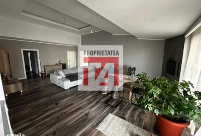 Casă cu 4 camere cu Teren 6.5 Mp în Central - 1