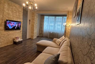 Apartament cu 3 camere decomandat în Motru - 4