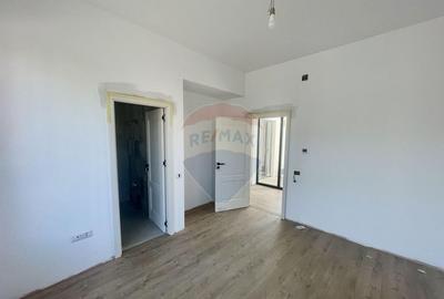 Casa / Vila cu 4 camere de vanzare in zona Nord - 10
