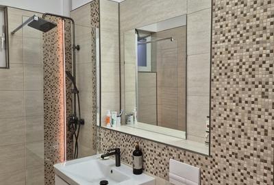 Sfintii Voievozi, langa Calea Victoriei - 13