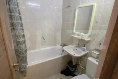 Apartament cu 5 camere decomandat în Micro 3 - 6