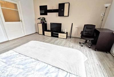 Casa cu 2 camere si curte - zona Mehala
