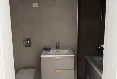 Apartament cu 3 camere decomandat în Exterior Vest - 8