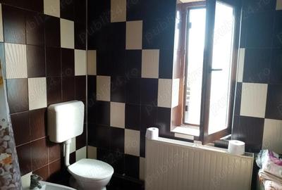 Casă cu 6 camere cu Teren 3560 Mp în Central - 8