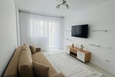 Garsonieră decomandată în Apărătorii Patriei