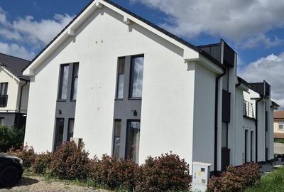 Casă cu 4 camere în Moșnița Nouă - 5