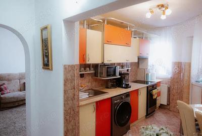 Apartament cu 3 camere semidecomandat în Micro 16 - 10