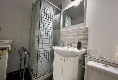 Garsonieră decomandată centru - 2 minute de Palas - 450EUR - 5