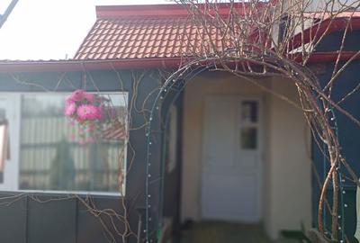 Casă cu 3 camere în Exterior Vest