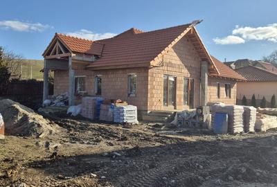 Casă individuală cu 4 camere cu Teren 600 Mp în Sângeorgiu de Mureș - 2