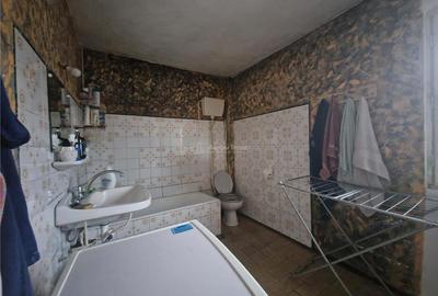 Casa P+M, teren 430 mp, pretabila - clinica, gradinita, locuinta - Liceul Triscu - 2