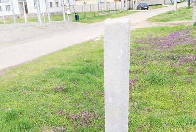 Teren de 2220 mp, în Exterior Vest - 2