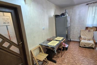 Apartament 2 camere, et.1, zona 8 Mai - 7