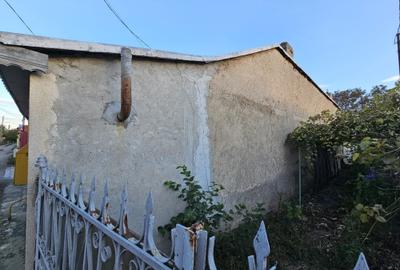 Casă cu 3 camere în Chercea - 5