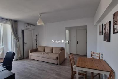 Apartament cu 2 camere, mobilat în Calea Victoriei