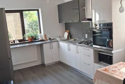 Casă cu 2 camere cu Teren 800 Mp în Șendreni - 3