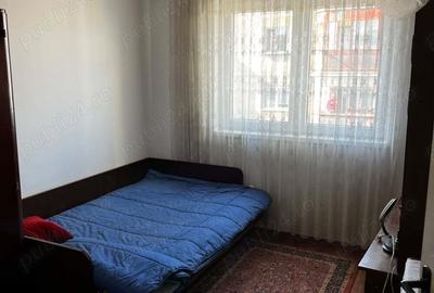 Apartament cu 4 camere semidecomandat în Făgăraș