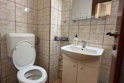 Apartament cu 3 camere decomandat în Aradului - 4