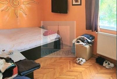 Apartament cu 4 camere decomandat, mobilat în Tractorul - 5