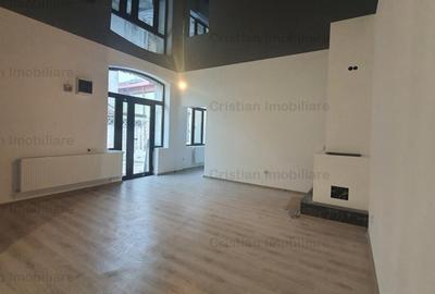 Casă cu 3 camere cu Teren 177 Mp în Central - 2