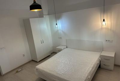 Apartament cu 3 camere semidecomandat în Central - 3