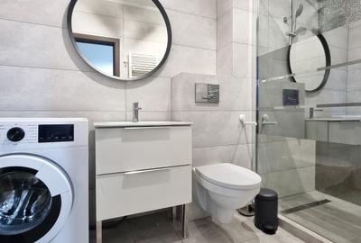 Rezidenta centrala in Mamaia cu vedere frontala catre lac - 10