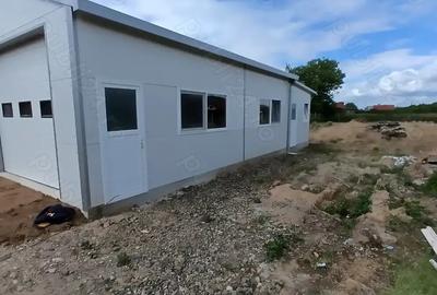 Dau in chirie garaj 45 mp plus curte aferenta - 1