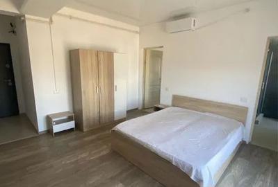 Garsonieră decomandată în Central