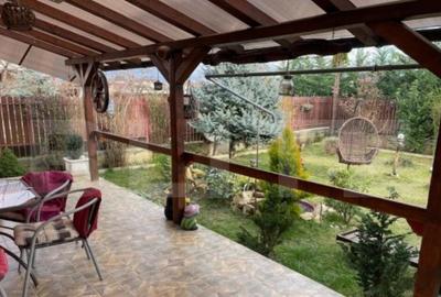 Casa de vanzare, cu 4 camere, 140 mp, zona Strada Dara - 3