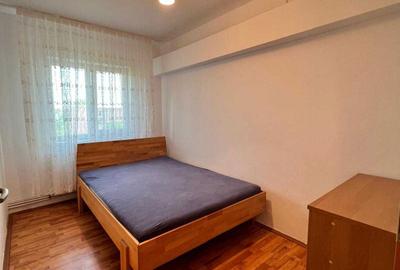 Apartament cu 3 camere decomandat în Sărari - 6
