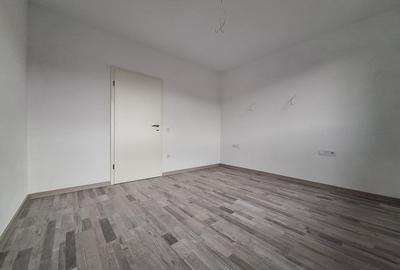 Duplex cu 3 camere cu Teren 200 Mp în Sânpetru - 10