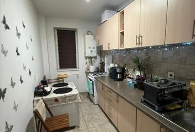 Garsonieră, mobilată în Roșu - 1