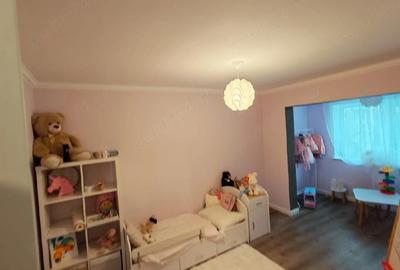 Apartament cu 3 camere decomandat în Soarelui - 2