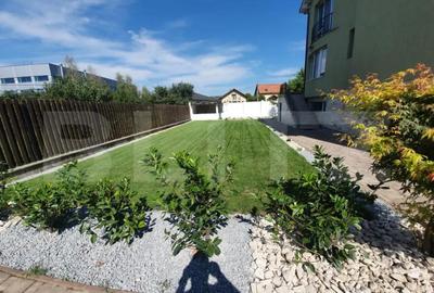Casă cu 10 camere cu Teren 1100 Mp în Corunca - 10