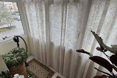 Apartament cu 4 camere decomandat în Carpați 2 - 9