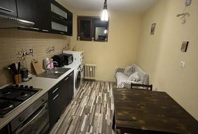 Apartament cu 2 camere decomandat în Calea București - 3