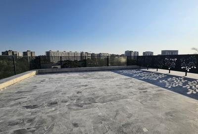 Penthouse cu 3 camere decomandat în Drumul Taberei