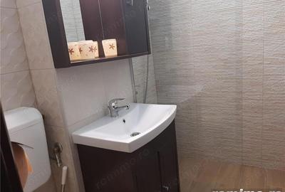 Apartament cu 3 camere decomandat în Berceni - 3
